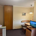 šnek - Ať Si Děti Hrají