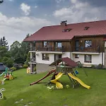 šnek - Ať Si Děti Hrají 3* Benecko