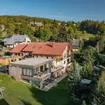 šnek - Ať Si Děti Hrají
