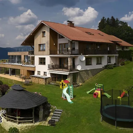 Aparthotel Snek - At Si Deti Hraji Benecko